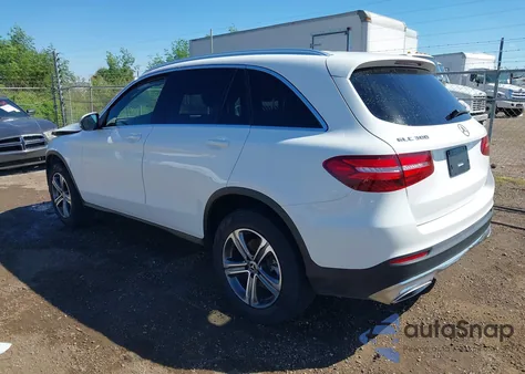 2018 Mercedes-Benz Glc 300 из США, поврежденный, VIN WDC0G4JBXJV015557